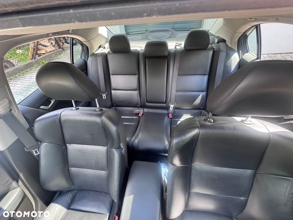 Honda Accord 2.2d Executive - 8