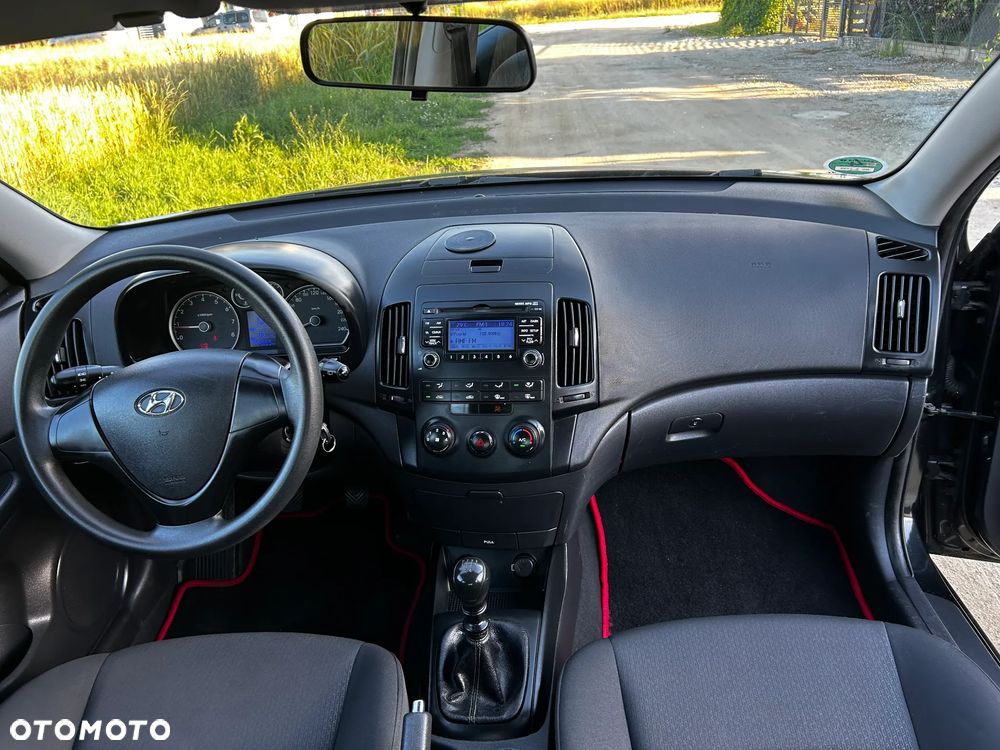 Hyundai i30 1.4 Classic + - 18