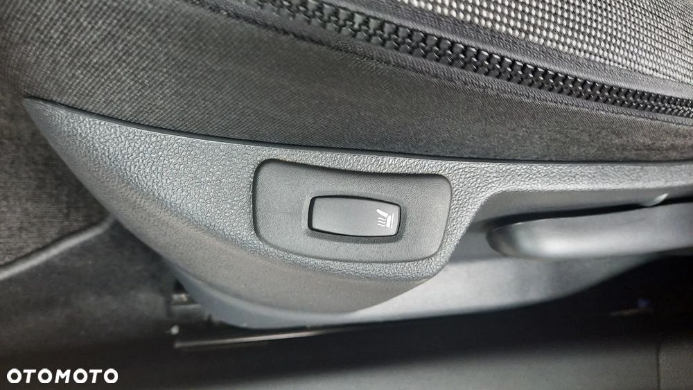 Renault Captur TCe 150 EDC GPF INTENS - 13