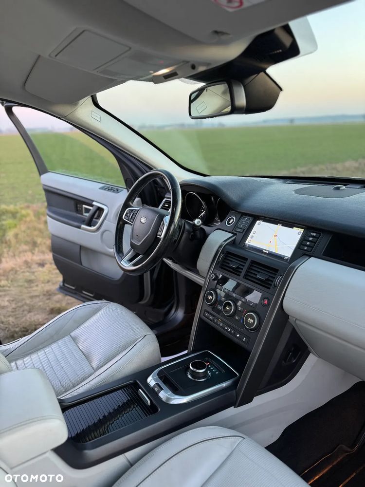 Land Rover Discovery Sport 2.0 TD4 HSE Luxury - 22