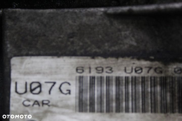 SKRZYNIA BIEGÓW  KIA SORENTO I 2.5CRDI U07G - 6