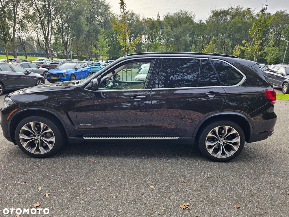 BMW X5 xDrive50i - 12