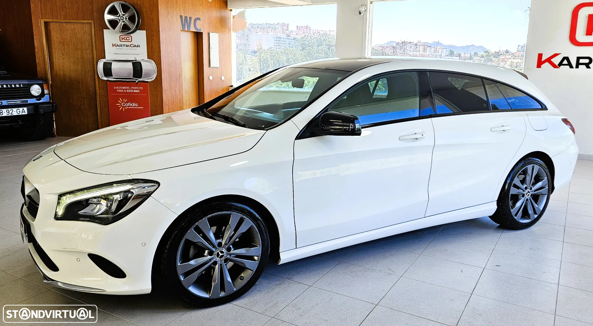 Mercedes-Benz CLA 180 d Shooting Brake Urban Aut. - 2