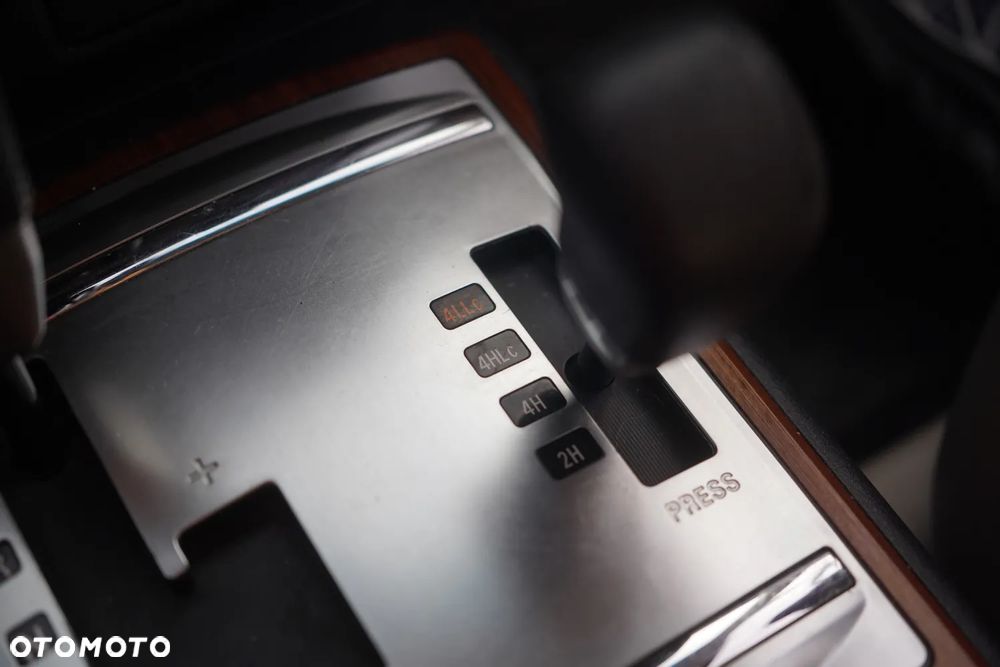 Mitsubishi Pajero 3.2 DID Instyle - 39