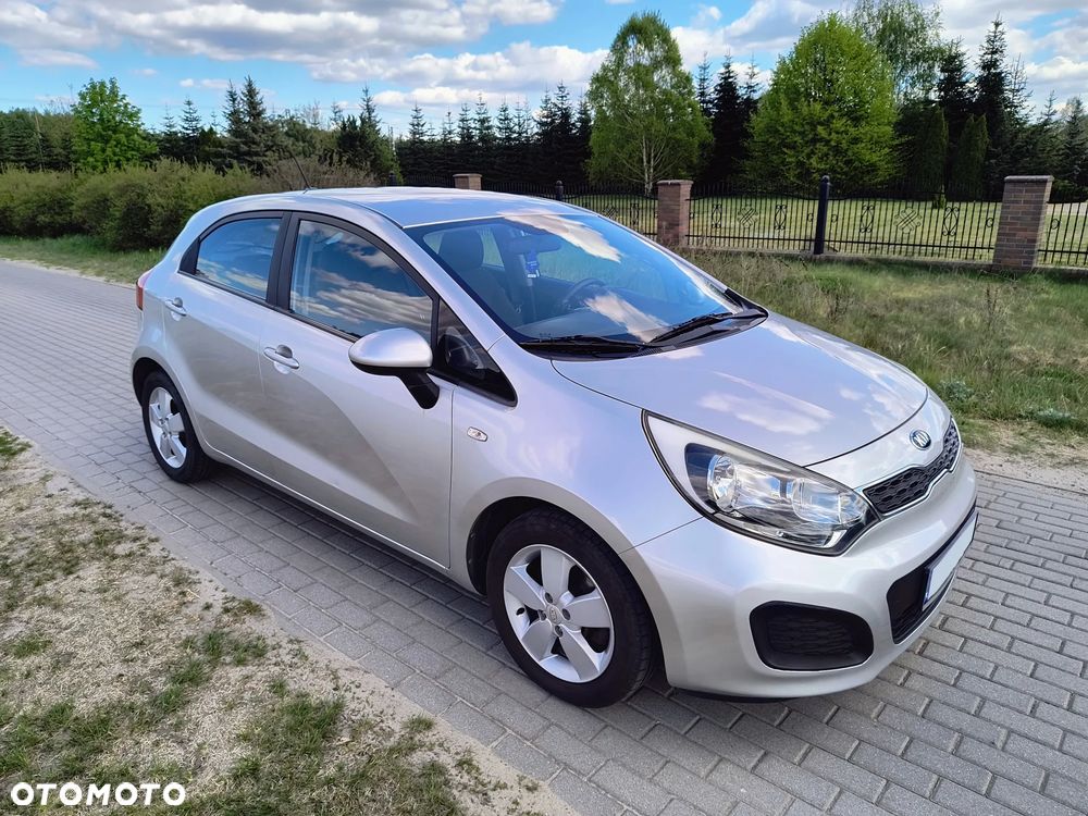 Kia Rio 2013 photo 3