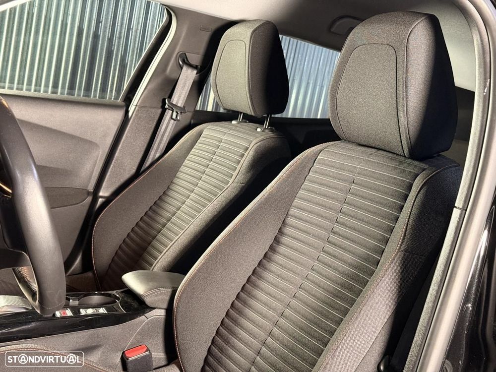 Peugeot e-2008 50 kWh Active Pack - 35