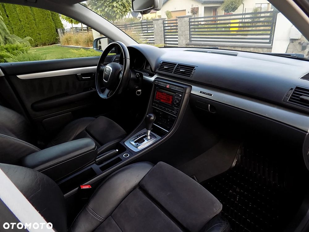 Audi A4 Avant - 31