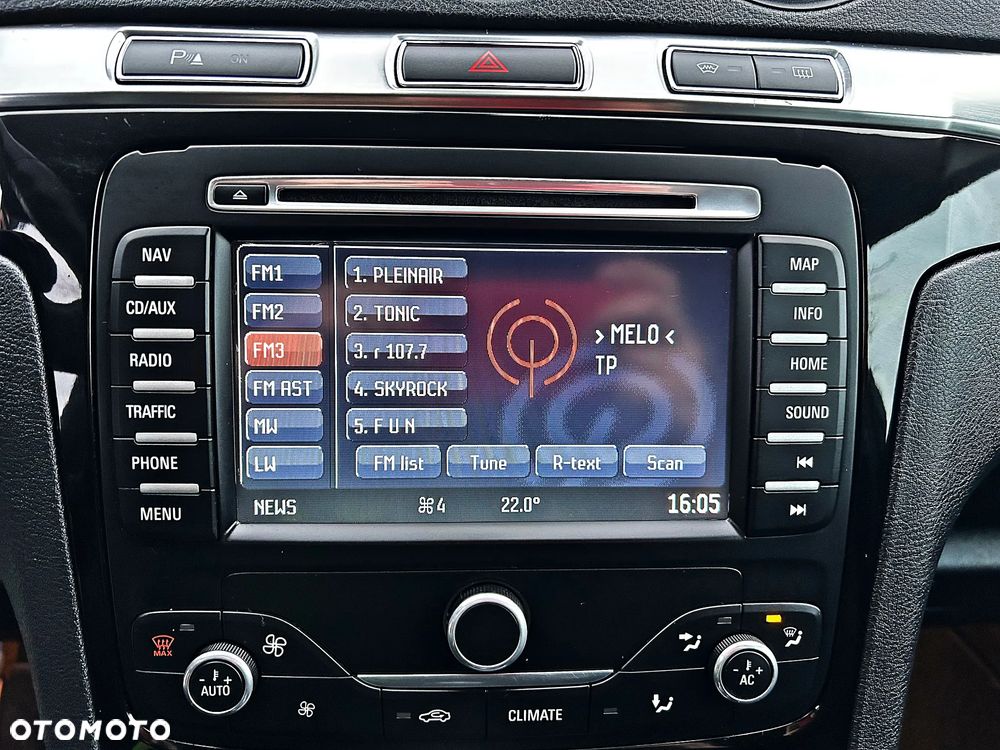 Ford S-Max 2.0 TDCi DPF Titanium - 32