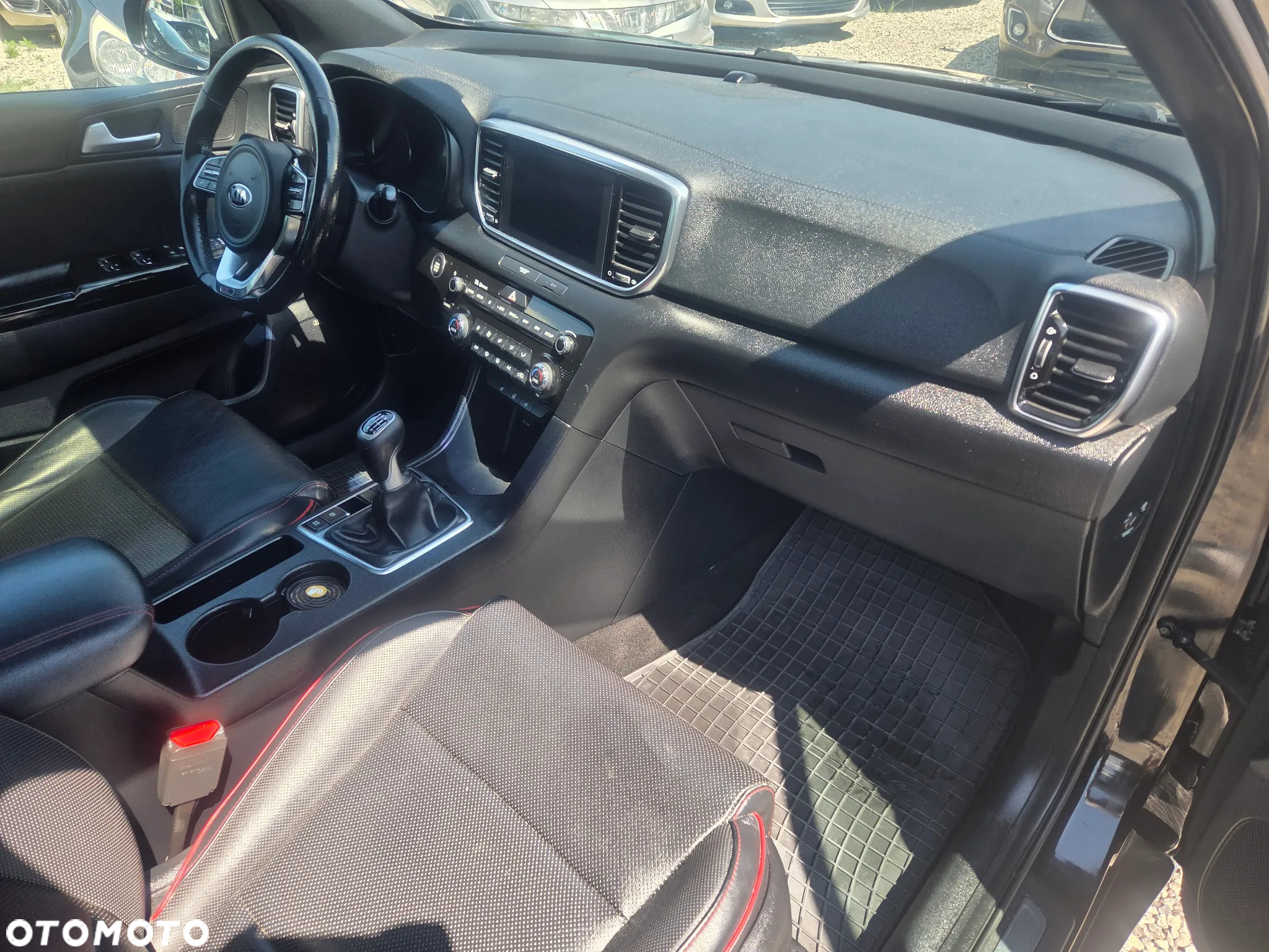 Kia Sportage - 12