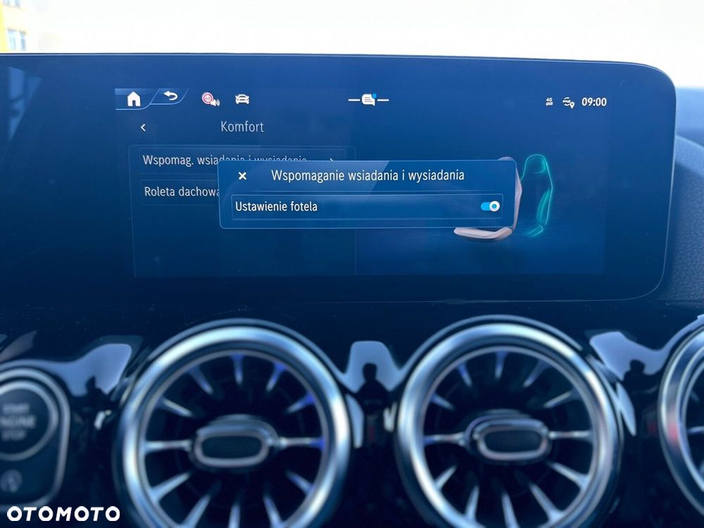 Mercedes-Benz GLA - 20