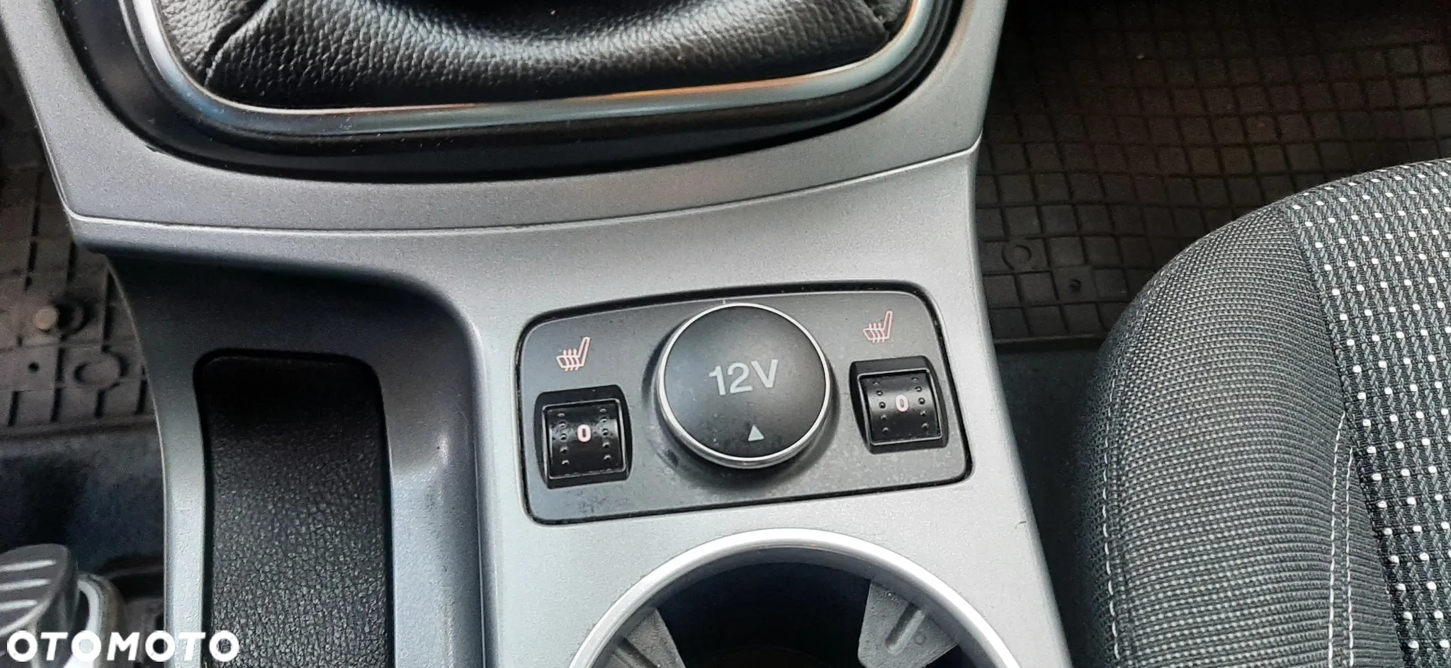 Ford Grand C-MAX - 31