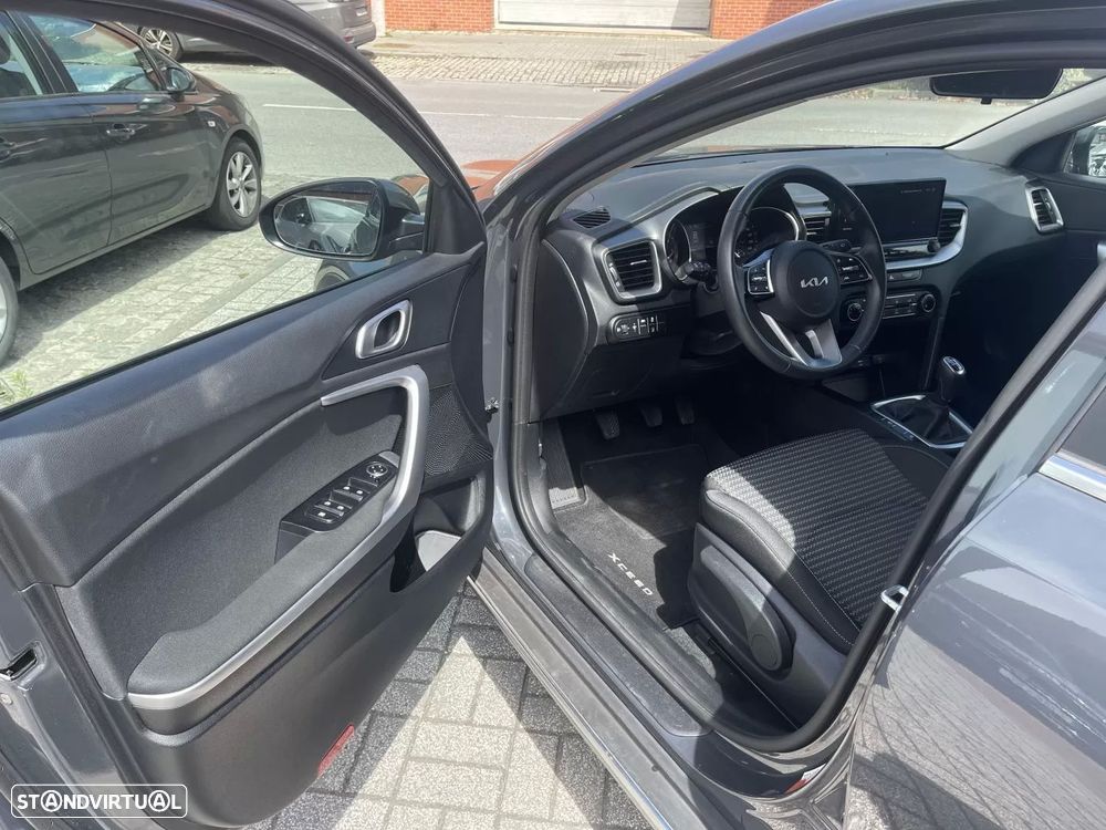 Kia XCeed 1.0 T-GDI Dynamic - 8