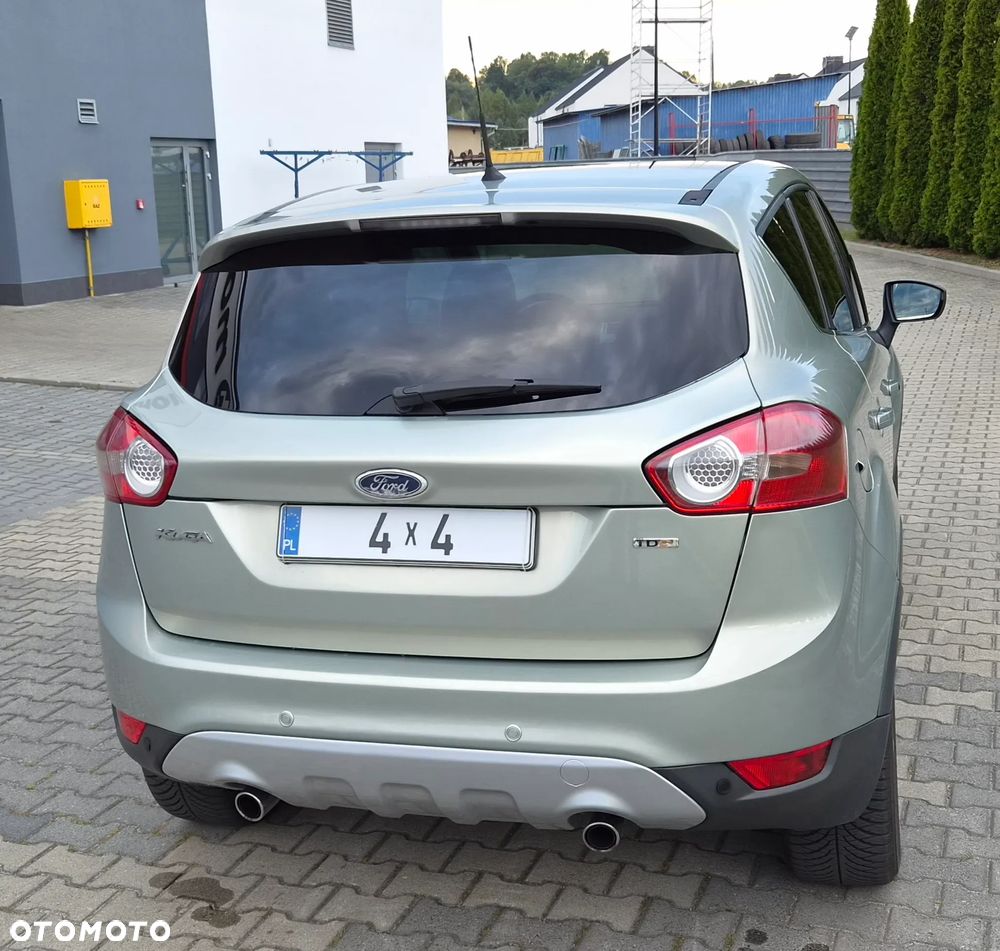 Ford Kuga 2.0 TDCi Titanium - 10