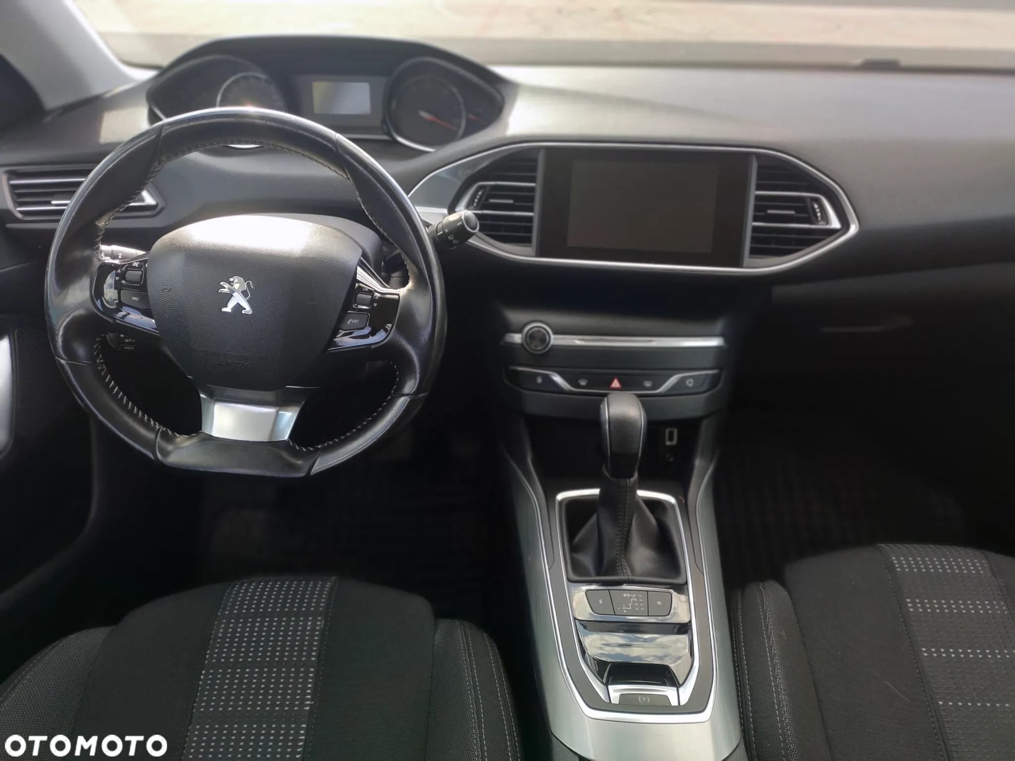 Peugeot 308 BlueHDi FAP 150 EAT6 Stop&Start Allure - 16