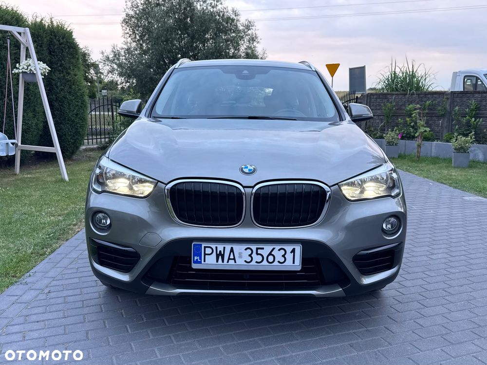 BMW X1 xDrive18d Sport Line - 13
