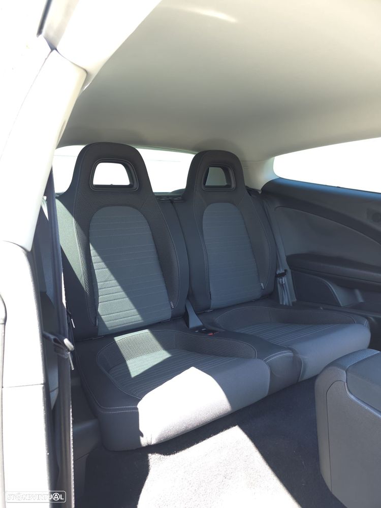 VW Scirocco 2.0 TDI DSG Edition - 9