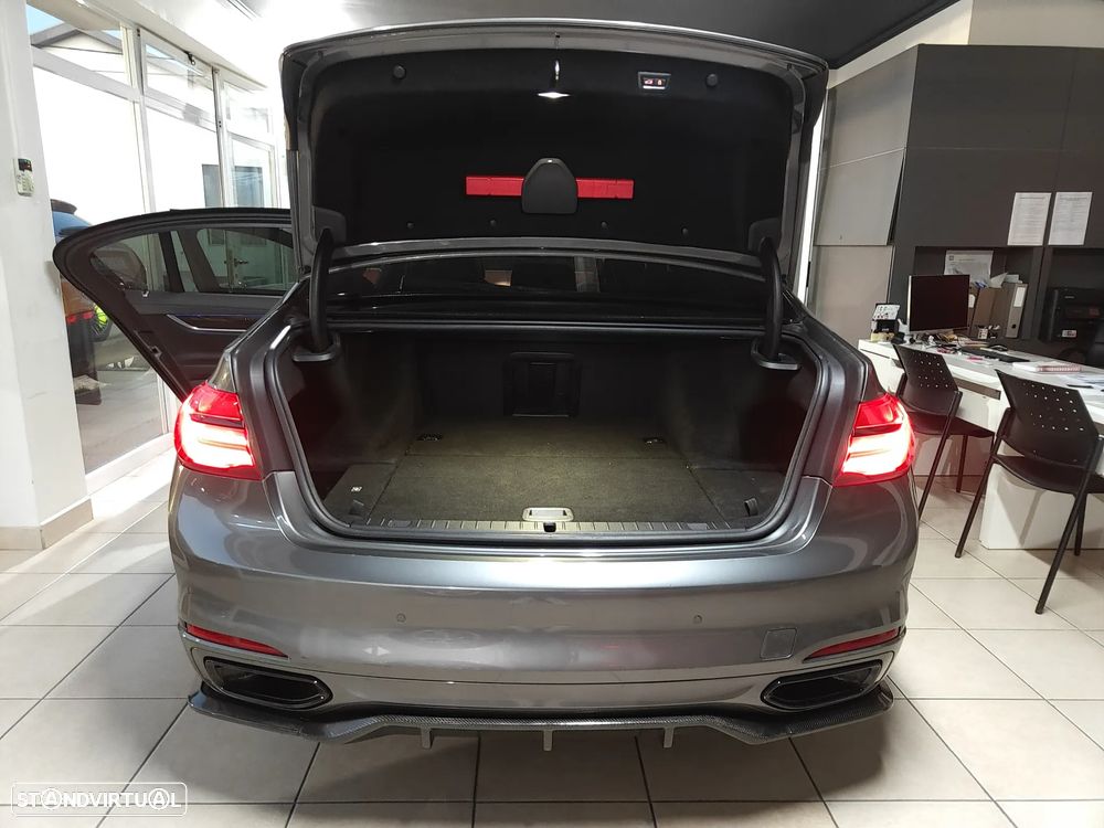 BMW 740 e iPerformance Pack M - 15