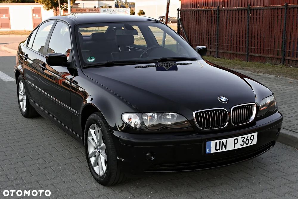 BMW Seria 3 318i - 8
