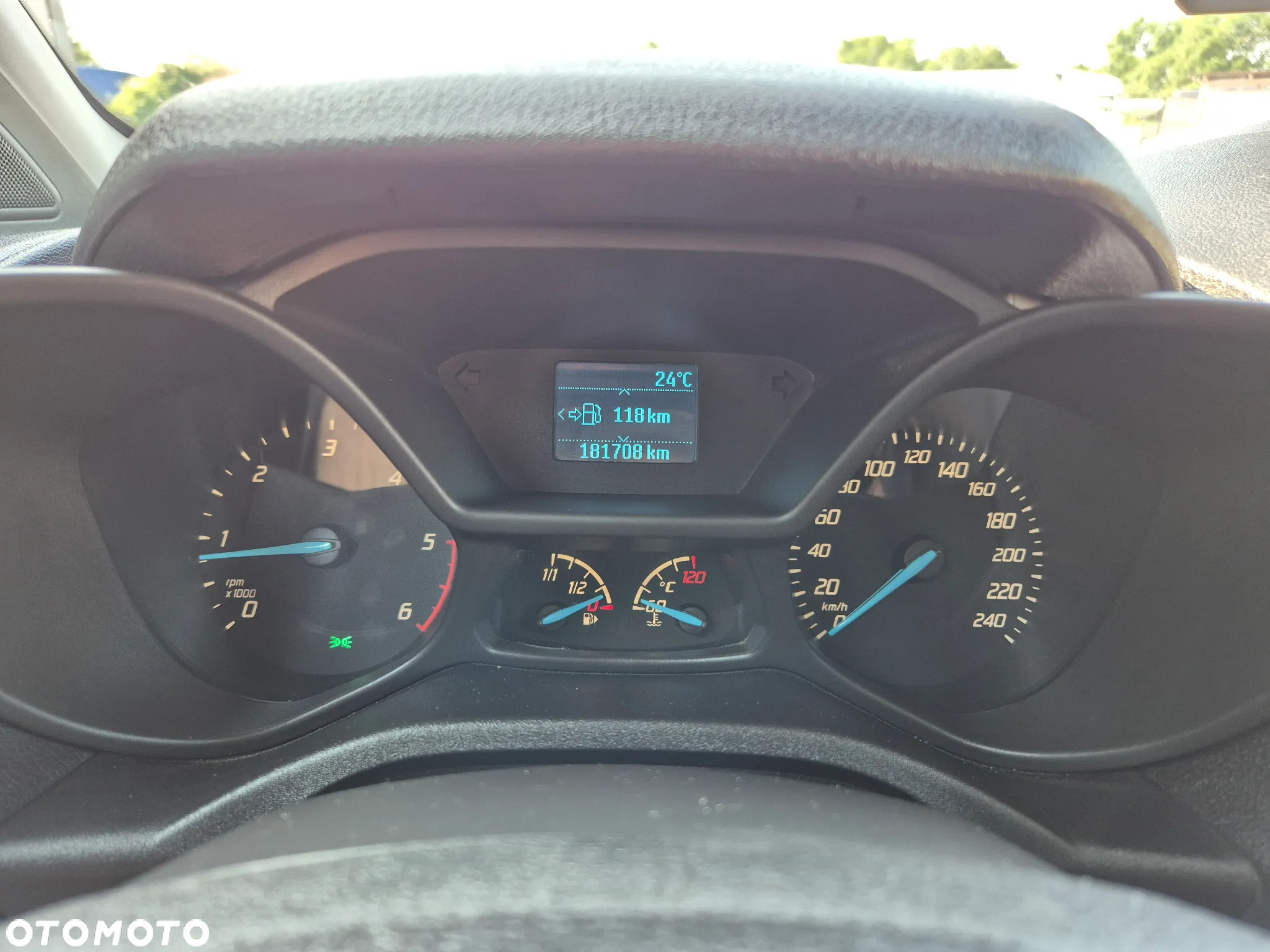 Ford Transit Connect - 22