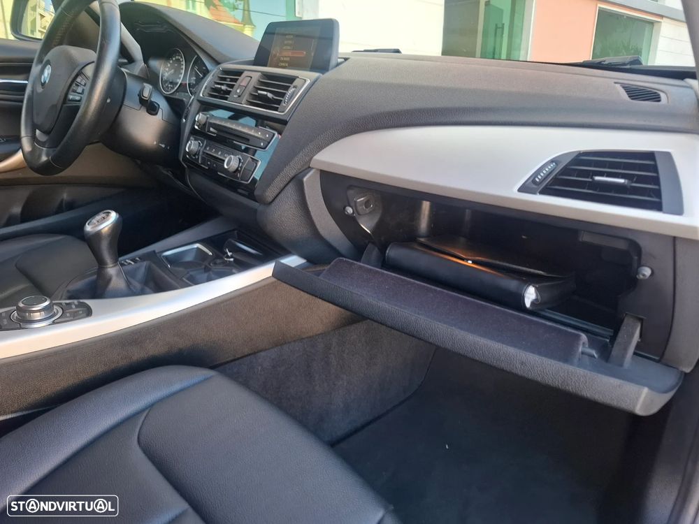 BMW 116 d EDynamics Advantage - 43