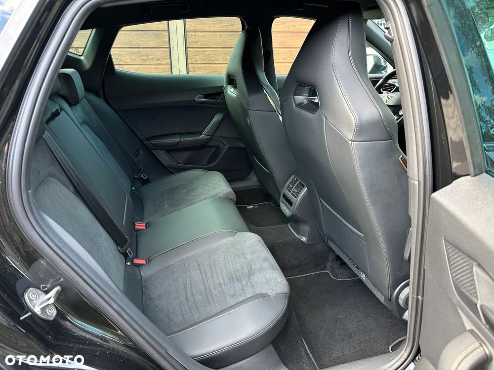 Cupra Formentor 1.5 eTSI mHEV DSG - 11