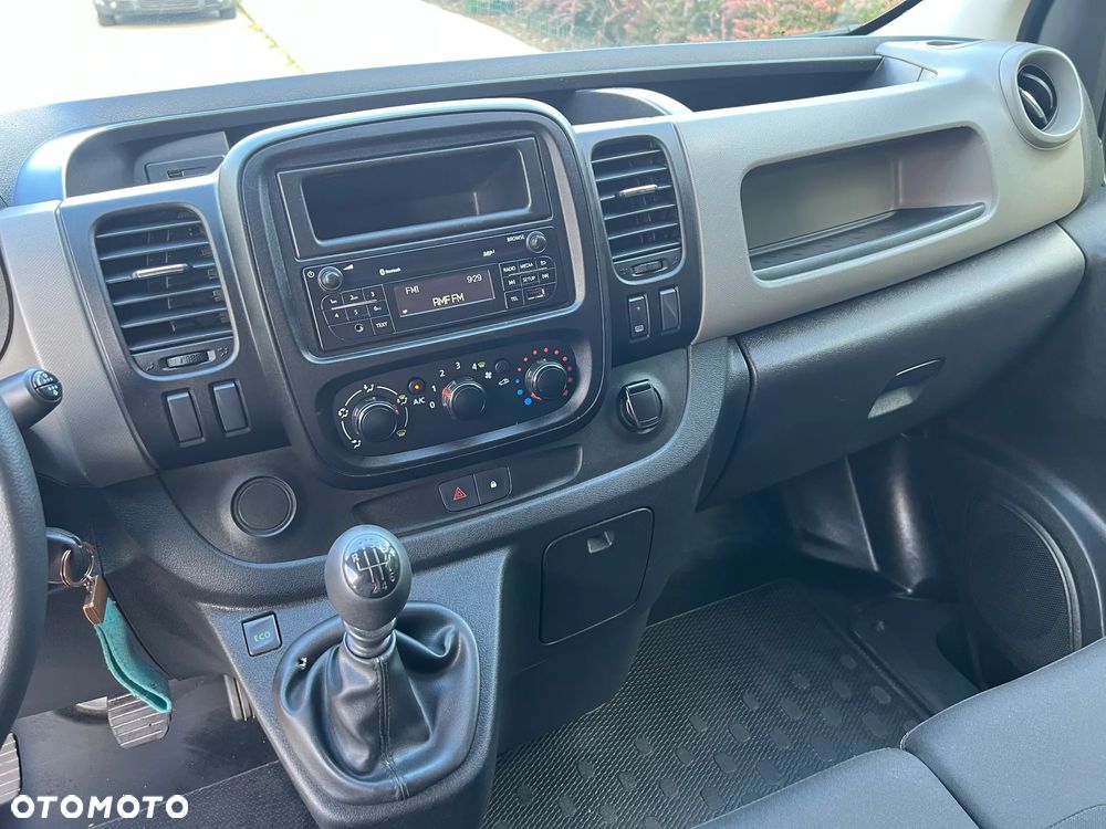 Renault Trafic - 18