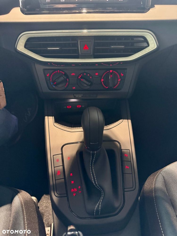 Seat Arona - 11
