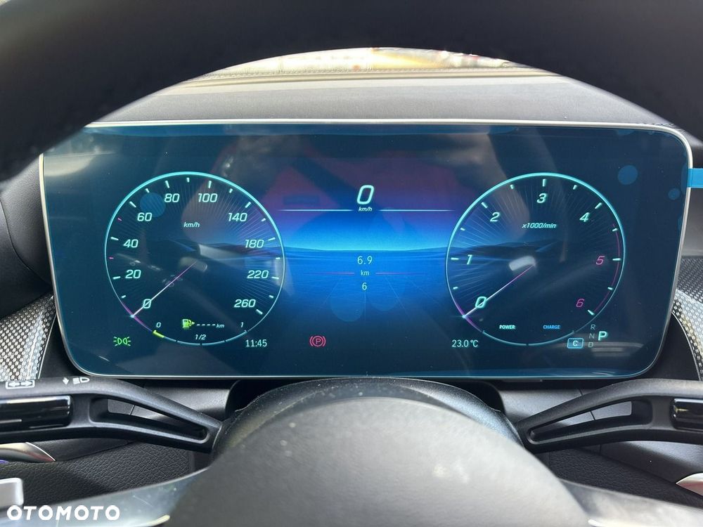 Mercedes-Benz GLC 220 d 4Matic 9G-TRONIC AMG Line Advanced - 23