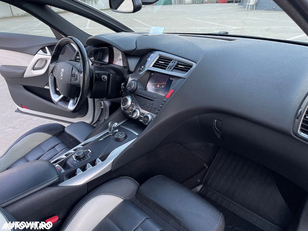 Citroën DS5 2.0 HYbrid4 Airdream Sport Chic - 26