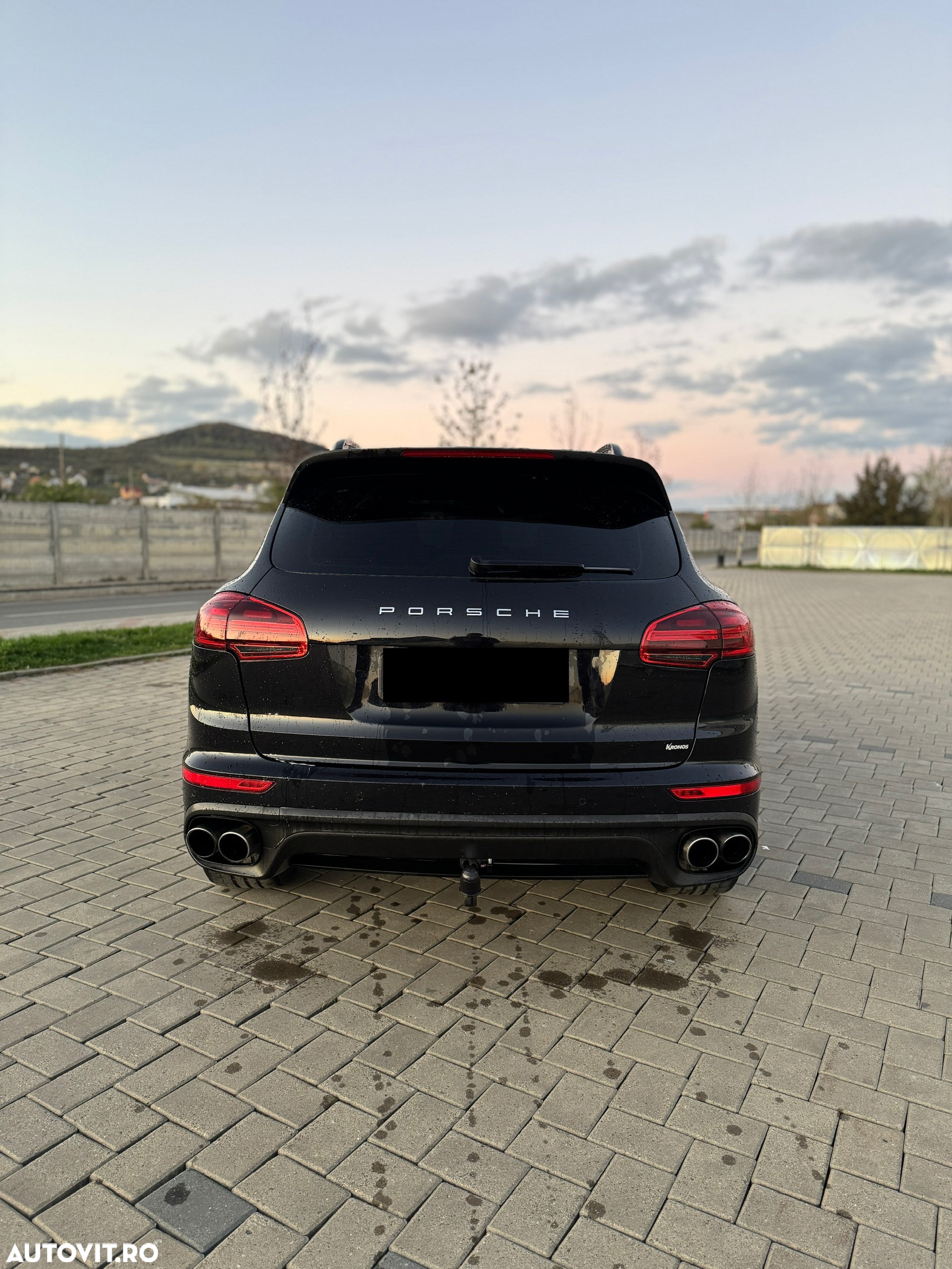 Porsche Cayenne - 6
