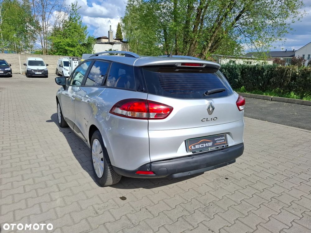 Renault Clio - 28