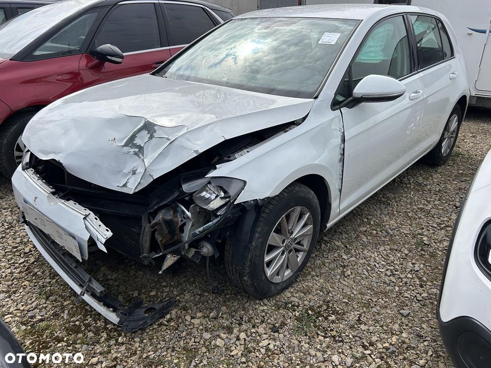 Volkswagen Golf 1.6 TDI (BlueMotion Technology) Trendline - 3