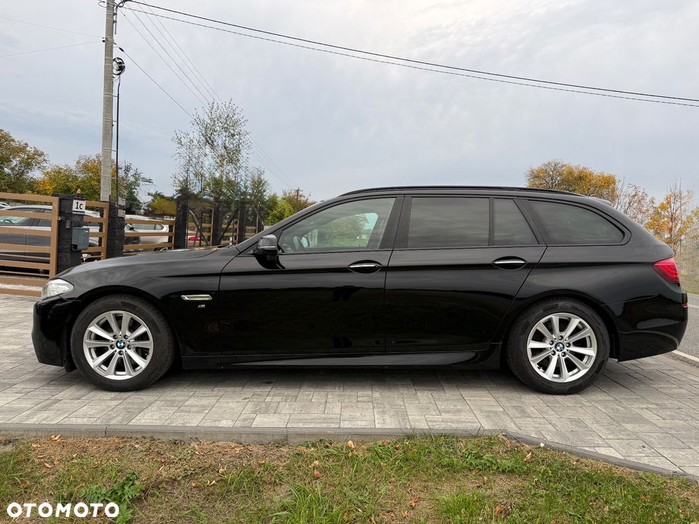 BMW Seria 5 525d Sport-Aut Luxury Line - 34