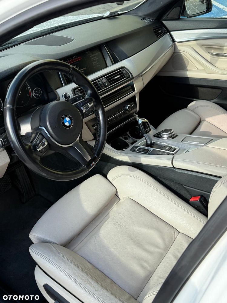 BMW Seria 5 520d xDrive Luxury Line - 14