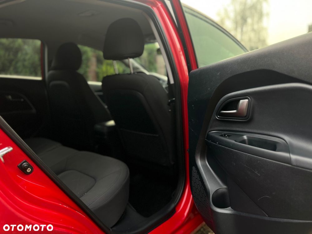 Kia Rio 1.4 CRDI Fifa World Cup Edition - 13