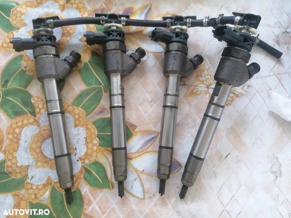 Injectoare Hyundai I40 Ix35 TUCSON Kia Sportage ceed 1.6, 1.7 CRDI euro 6 cod 0445110589 33800-2A610