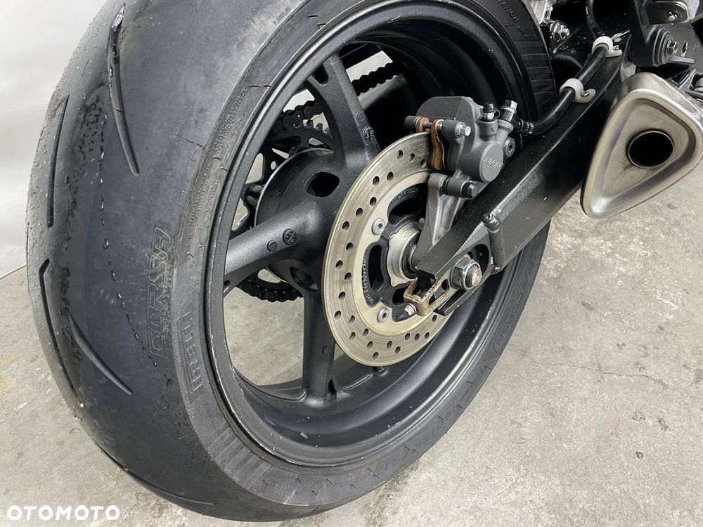 Honda Hornet - 18