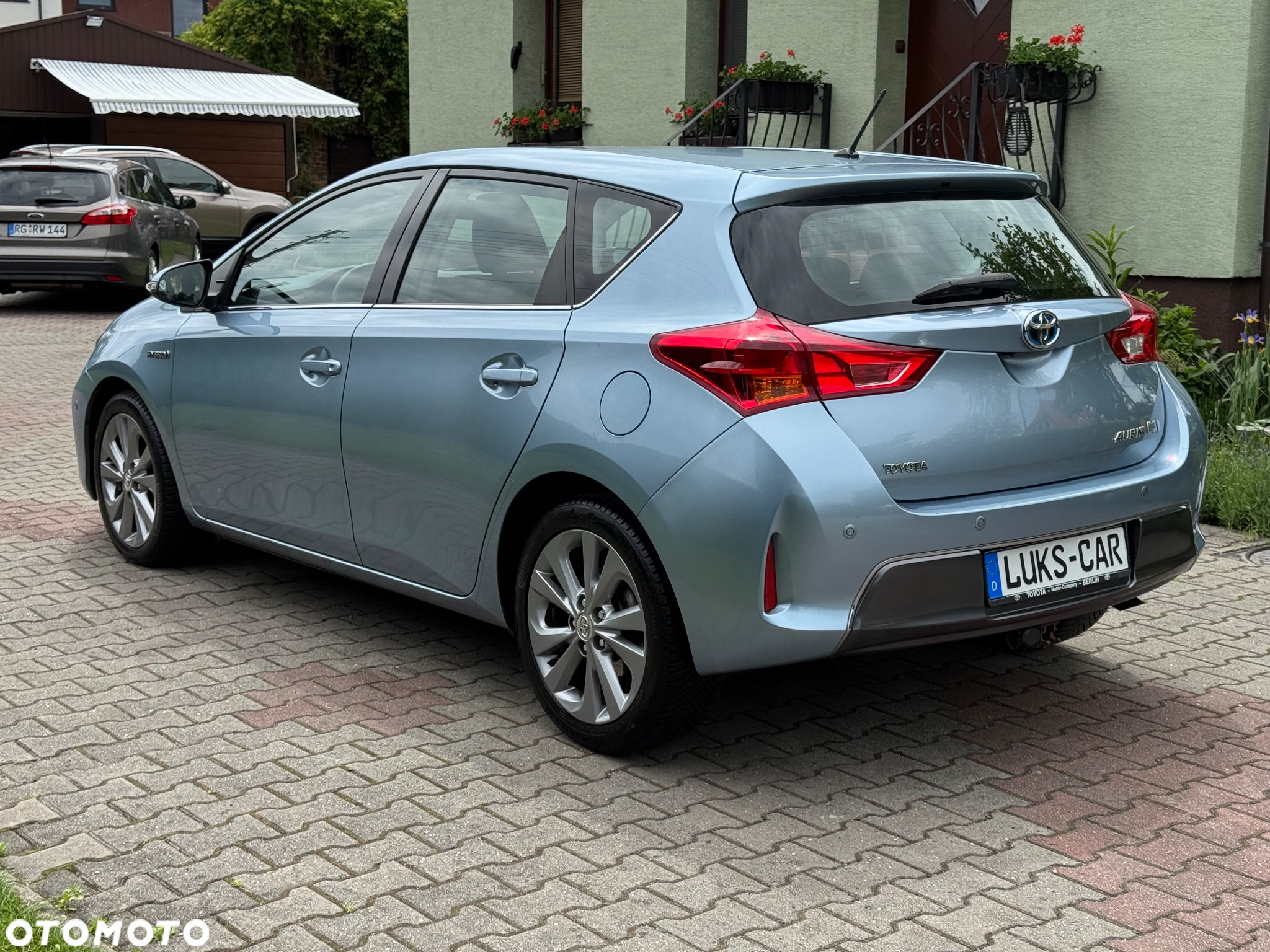 Toyota Auris Hybrid 135 Prestige - 3
