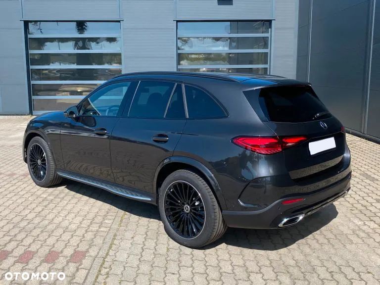 Mercedes-Benz GLC - 4