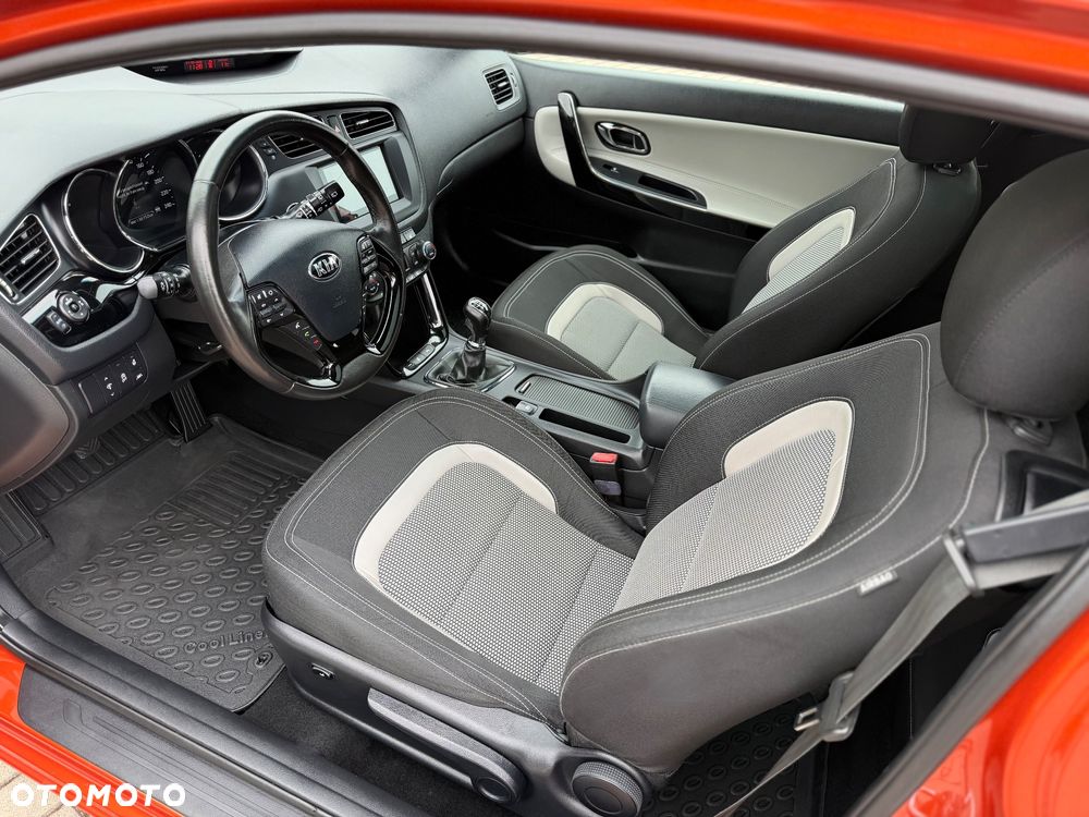 Kia ProCeed 1.6 GDI ISG Vision - 12