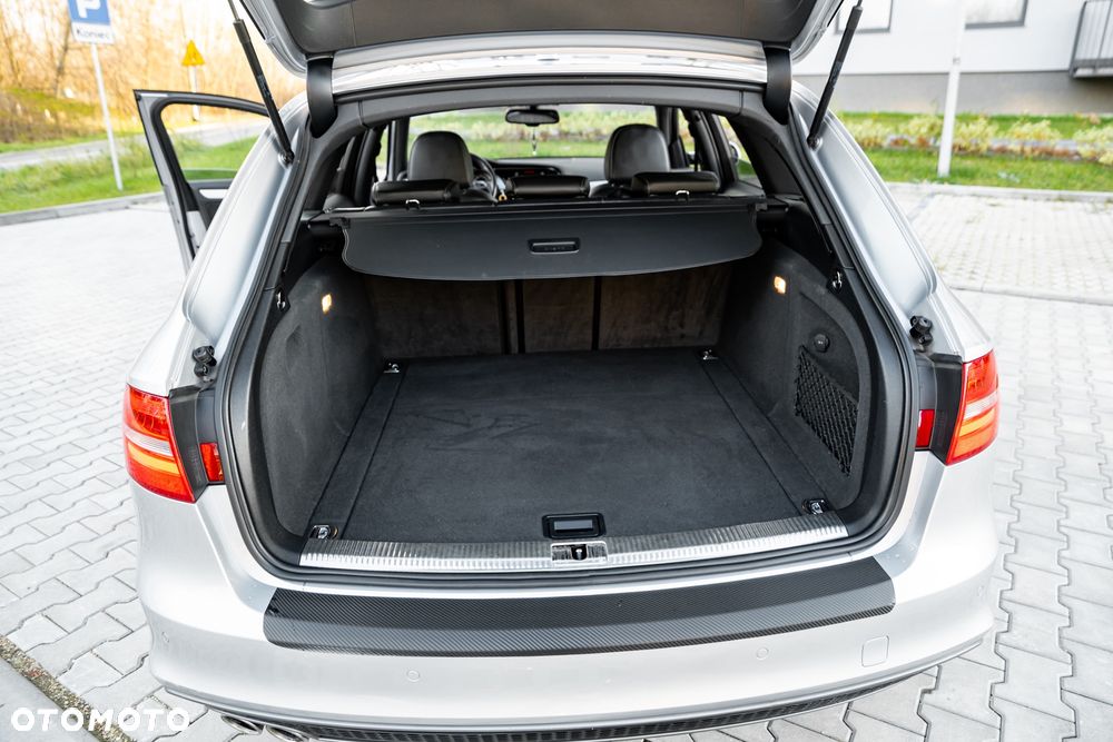 Audi A4 Avant 2.0 TDI S tronic quattro sport - 15