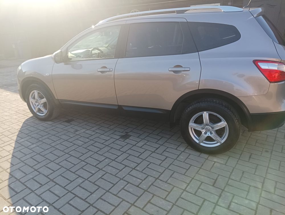 Nissan Qashqai+2 1.6 360 - 4
