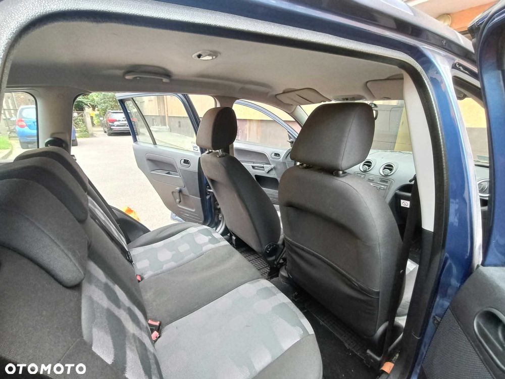 Ford Fusion - 12