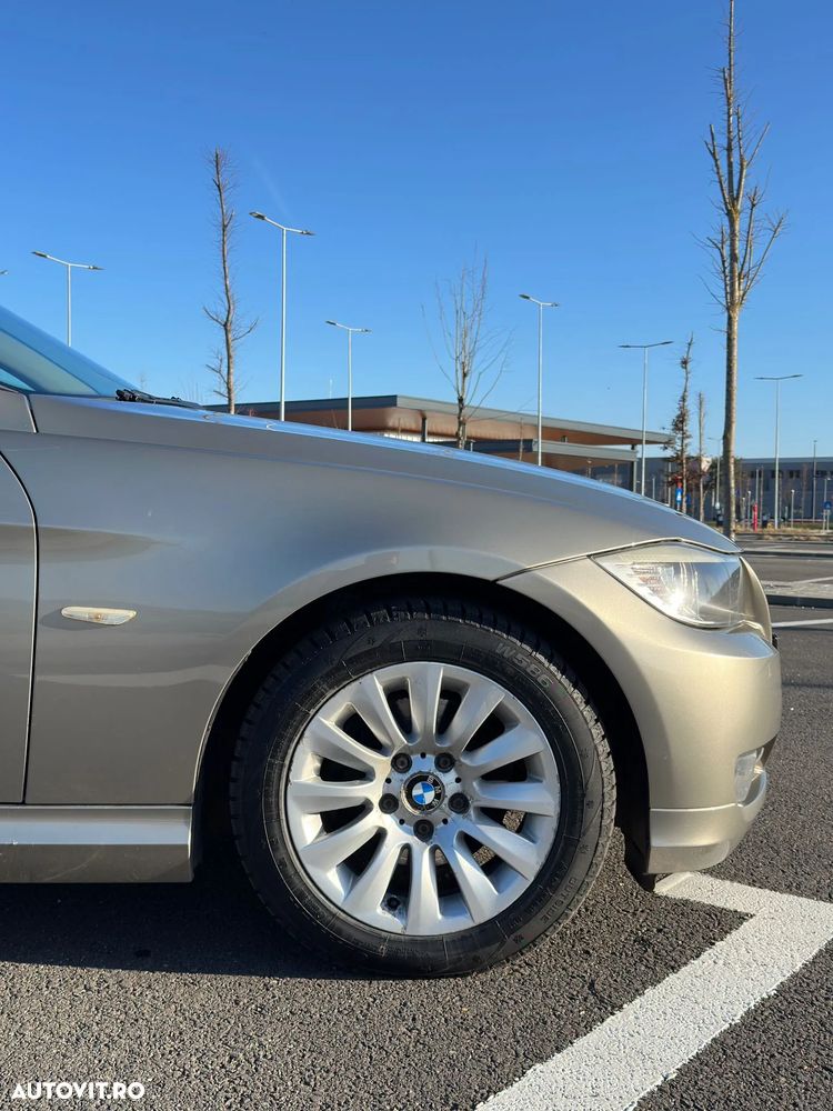 BMW Seria 3 318d DPF - 12