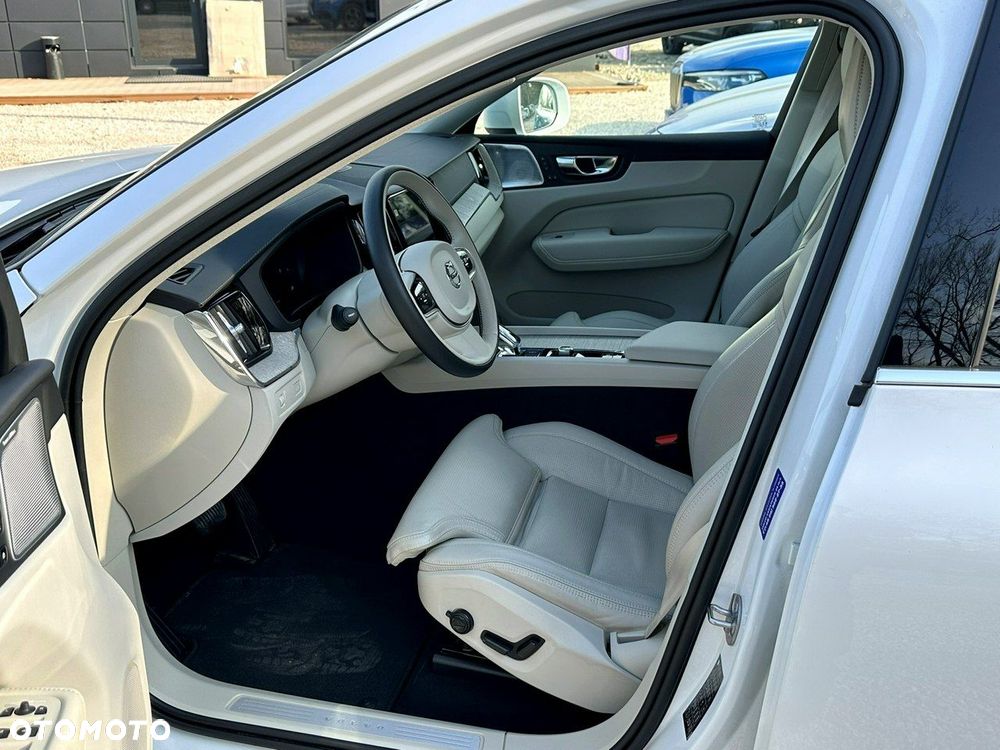 Volvo XC 60 D5 AWD Inscription - 13