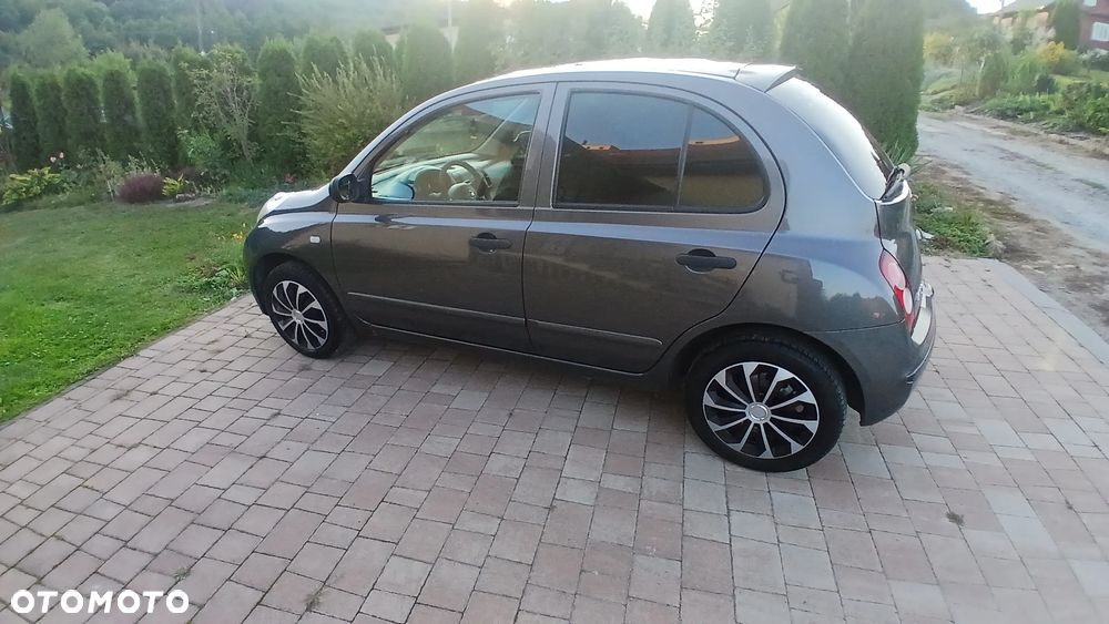 Nissan Micra - 12