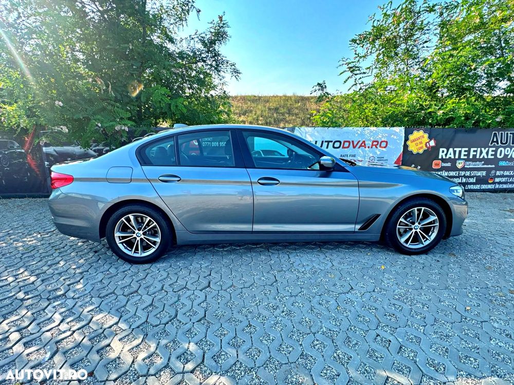 BMW Seria 5 530i Aut. Sport Line - 11