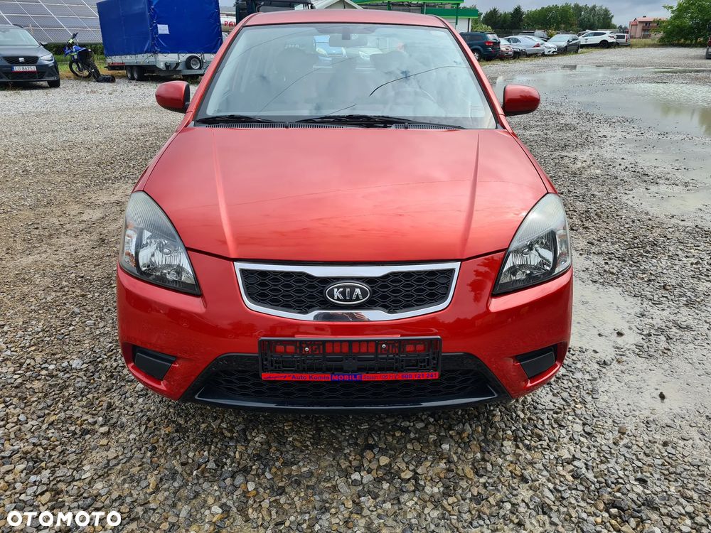 Kia Rio 1.4 Comfort - 12