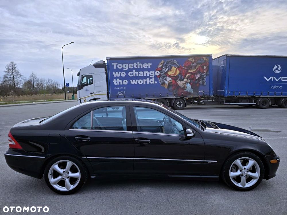 Mercedes-Benz Klasa C 230 7G-TRONIC Avantgarde Sport Edition + - 11