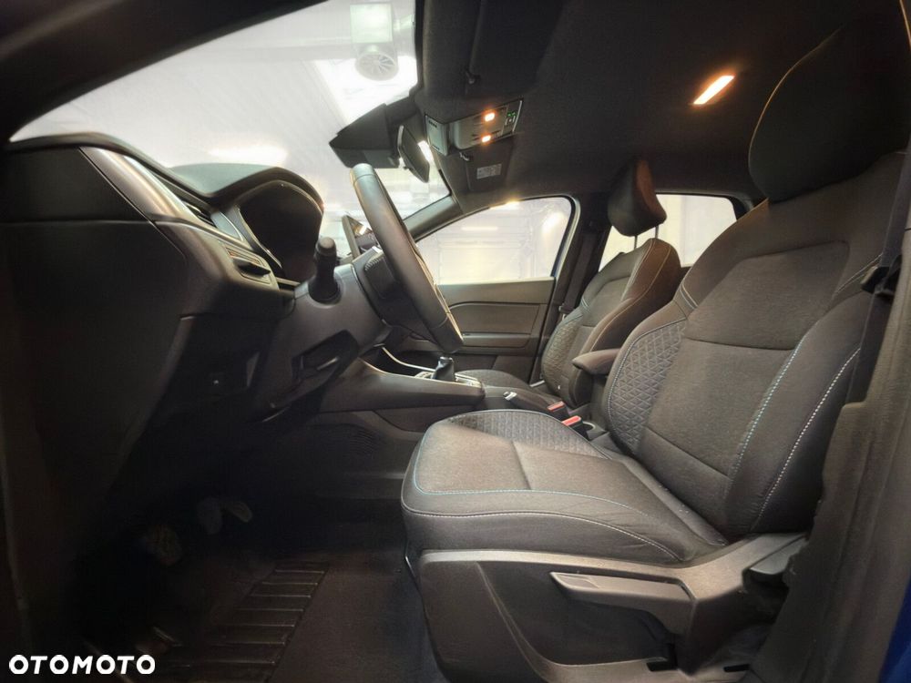 Renault Captur - 21